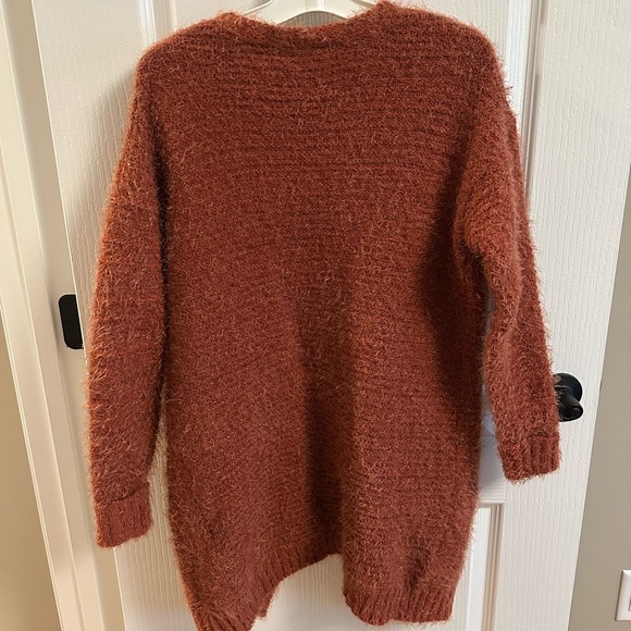 Olive & Oak Fuzzy Rust Cardigan - Picture 5 of 6